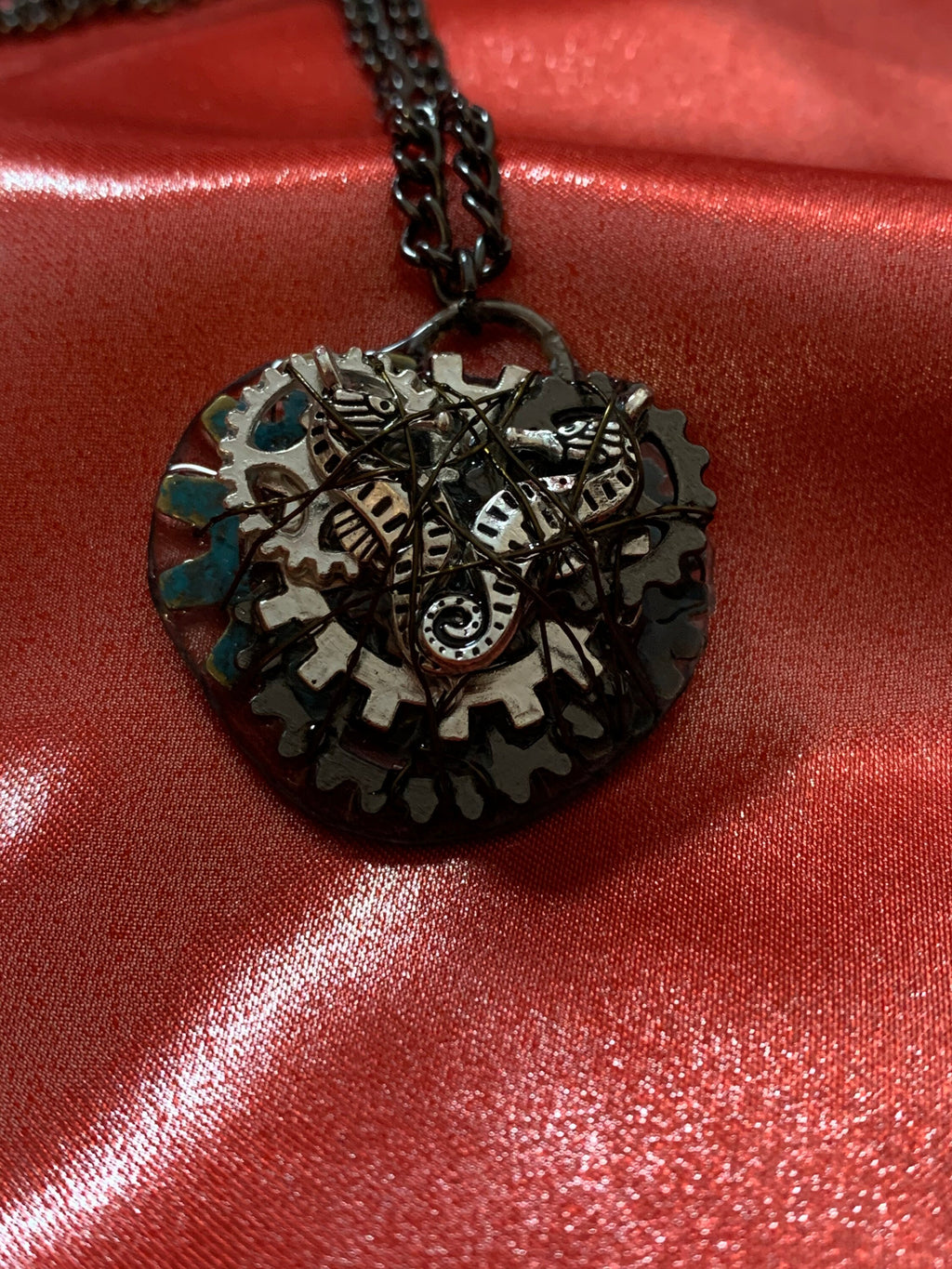 A couple of Seahorses Steampunk Necklace