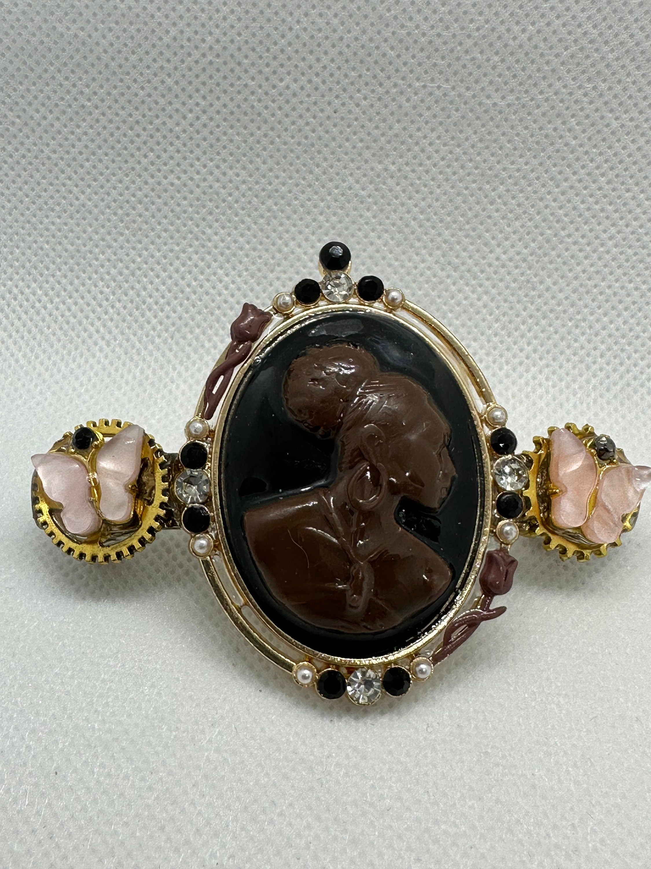 Steampunk African Lady cameo with Antique Look Hairclip