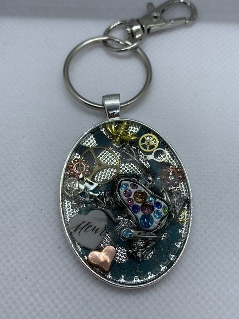 Silver White Steampunk Frog Keychain