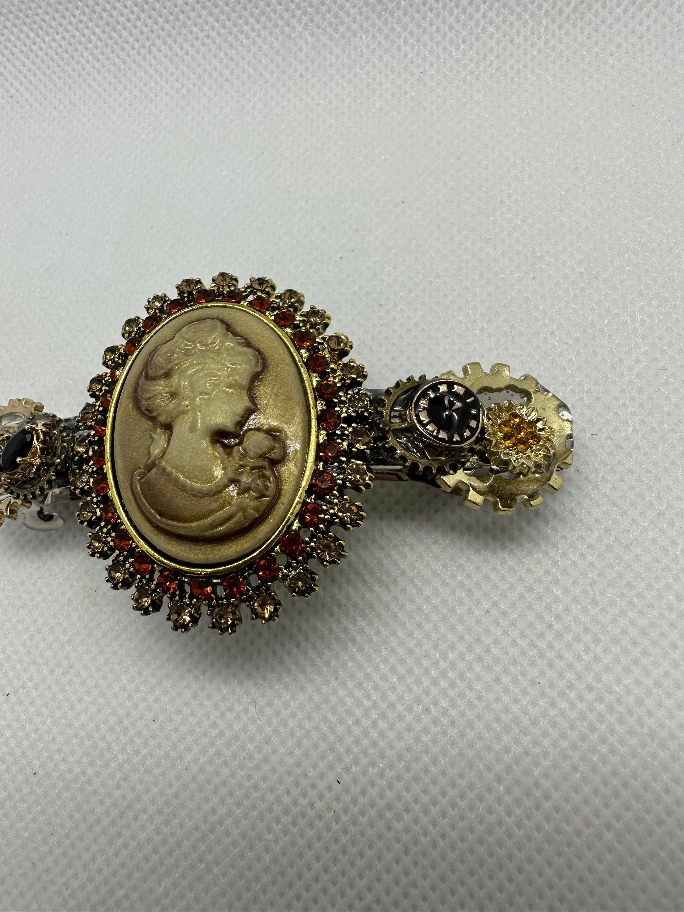Lady Cameo Antique Steampunk Hairclip