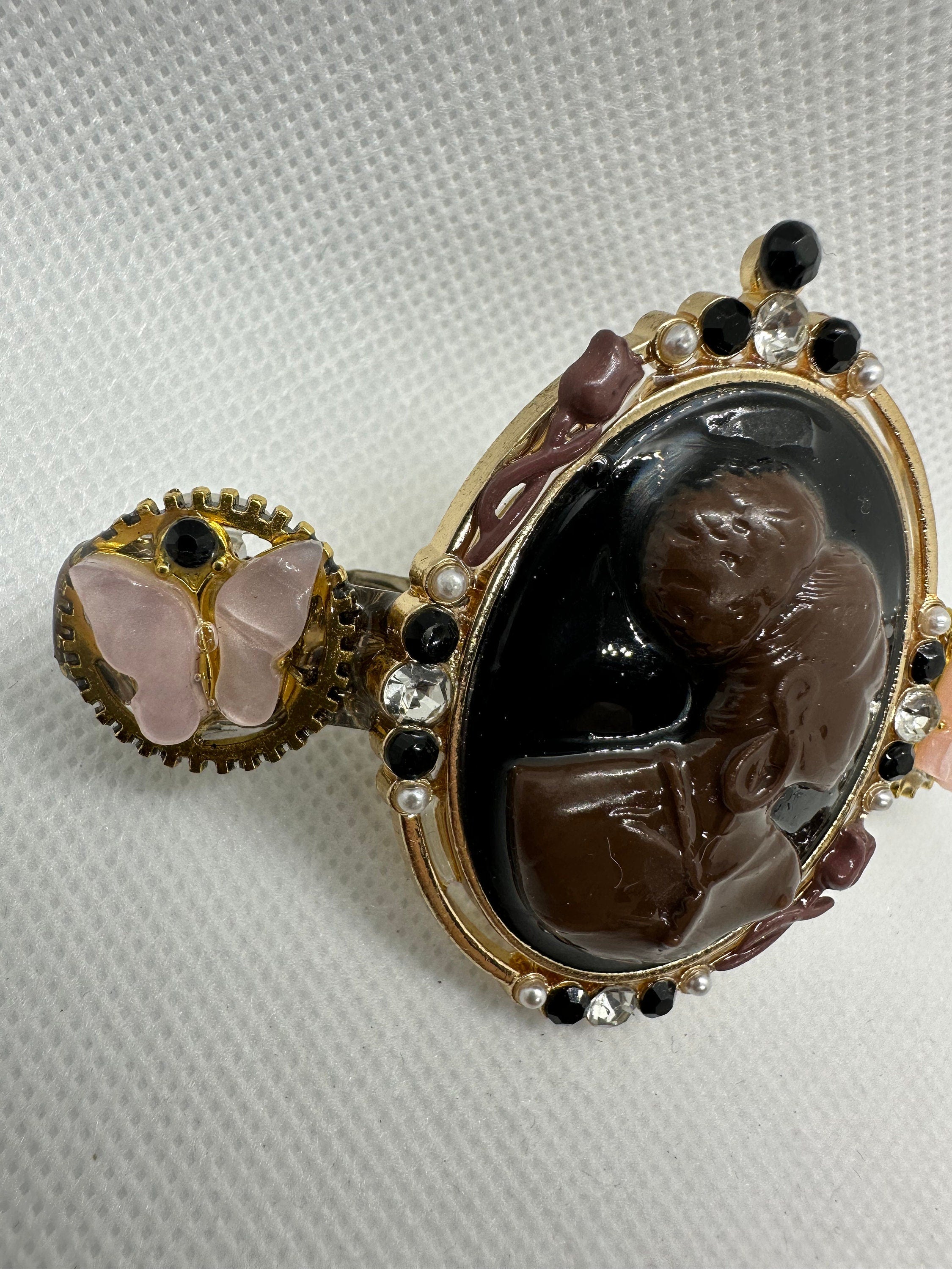 Steampunk African Lady cameo with Antique Look Hairclip