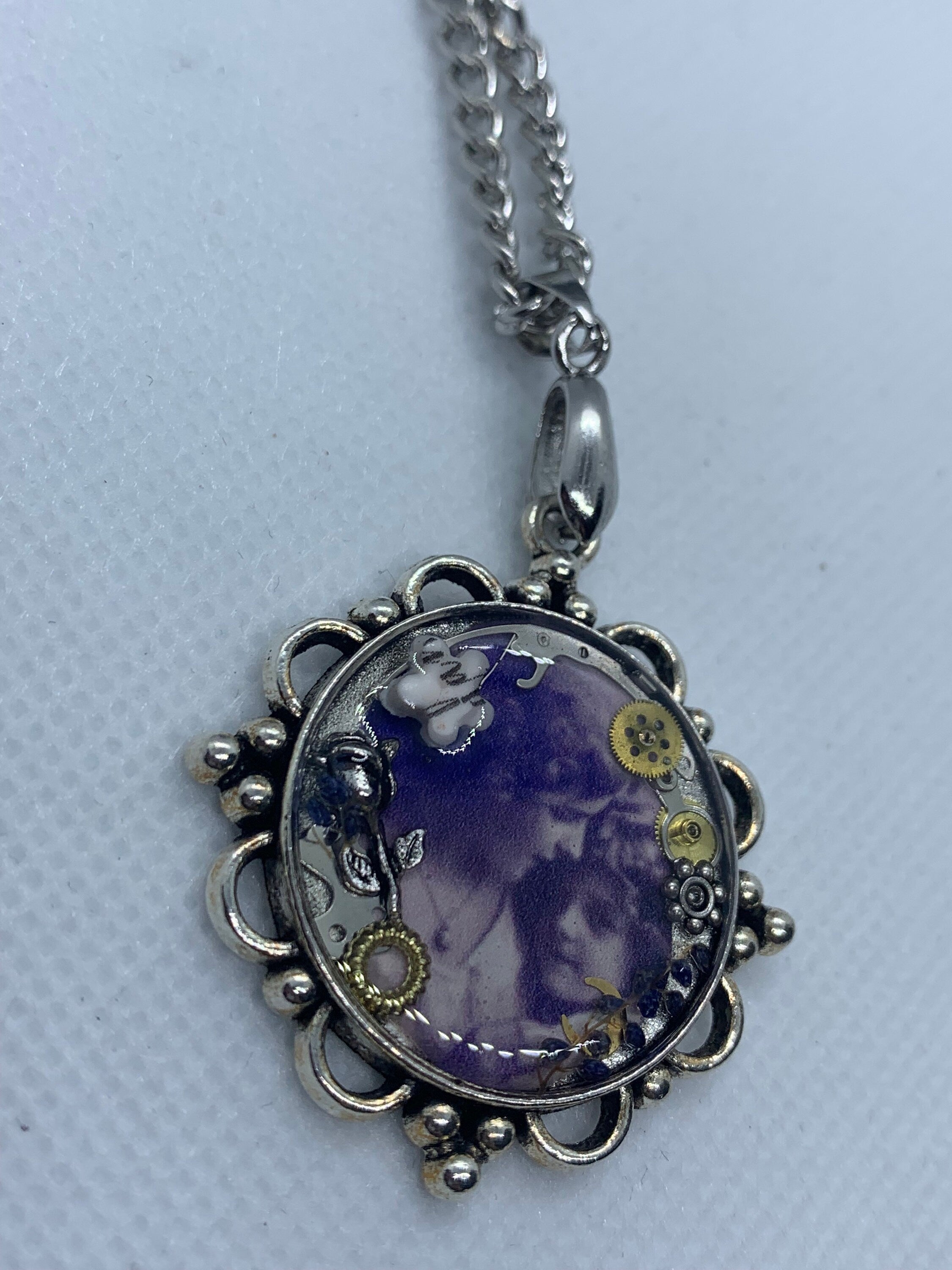 Round Silver Women and child Antique Steampunk Necklace
