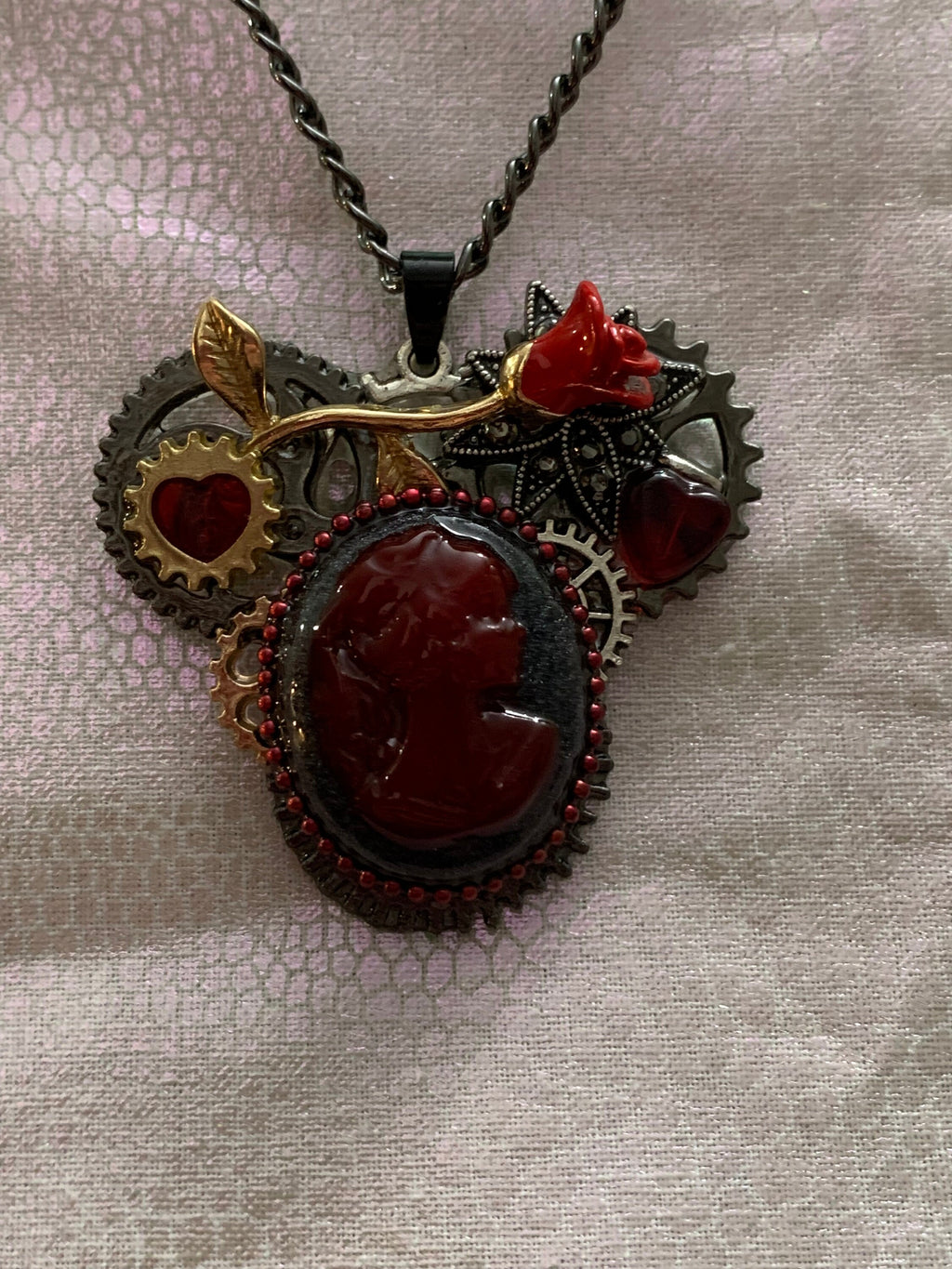 Lady Cameo Steampunk necklace Red and Black