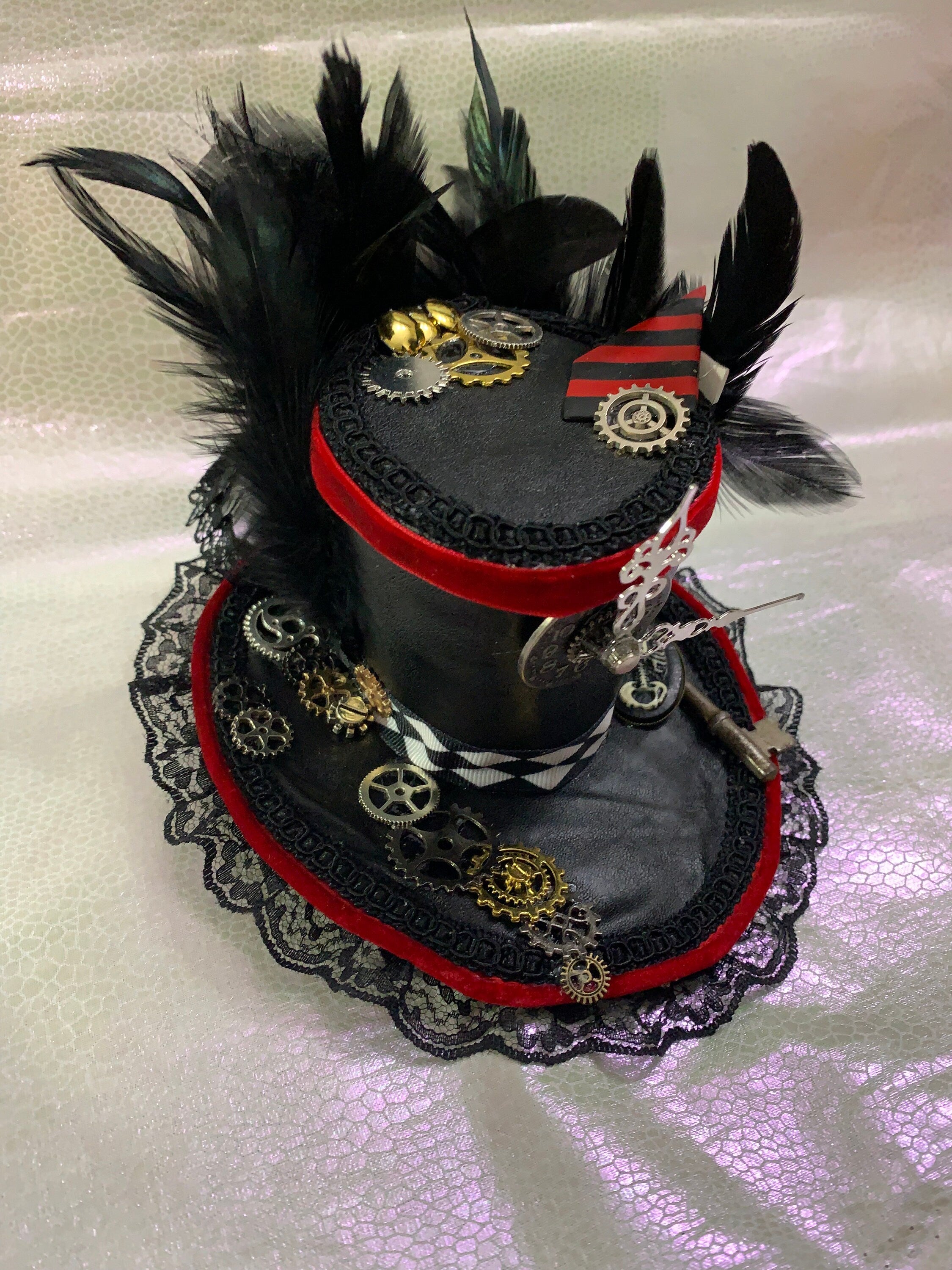 Steampunk Mini Top Hat Circus with clock