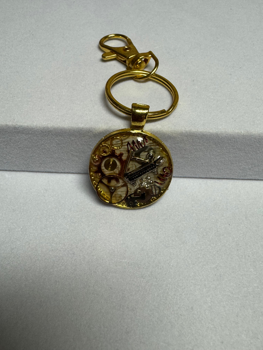 Piano Keychain Gold