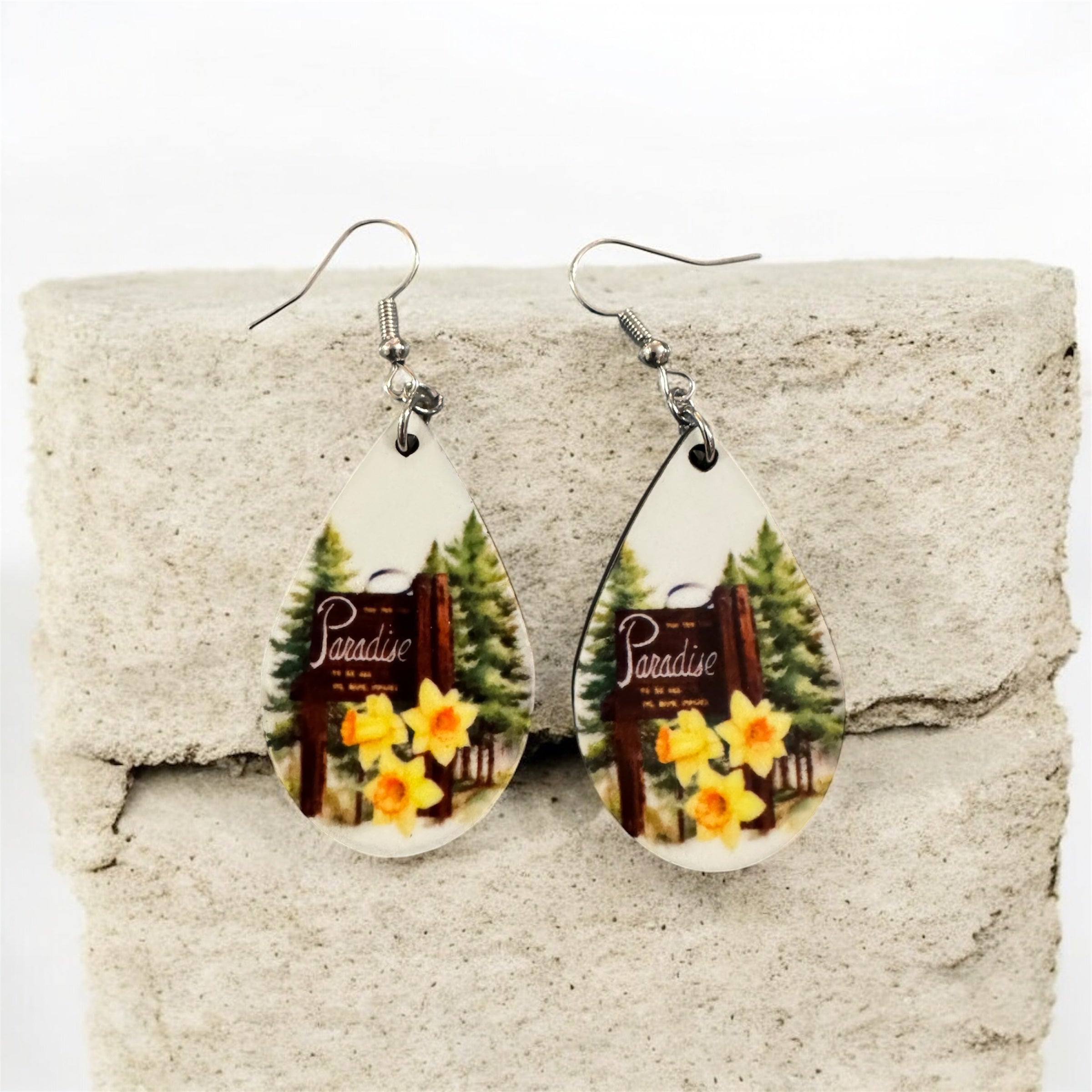 Paradise Sign Daffodil Earrings