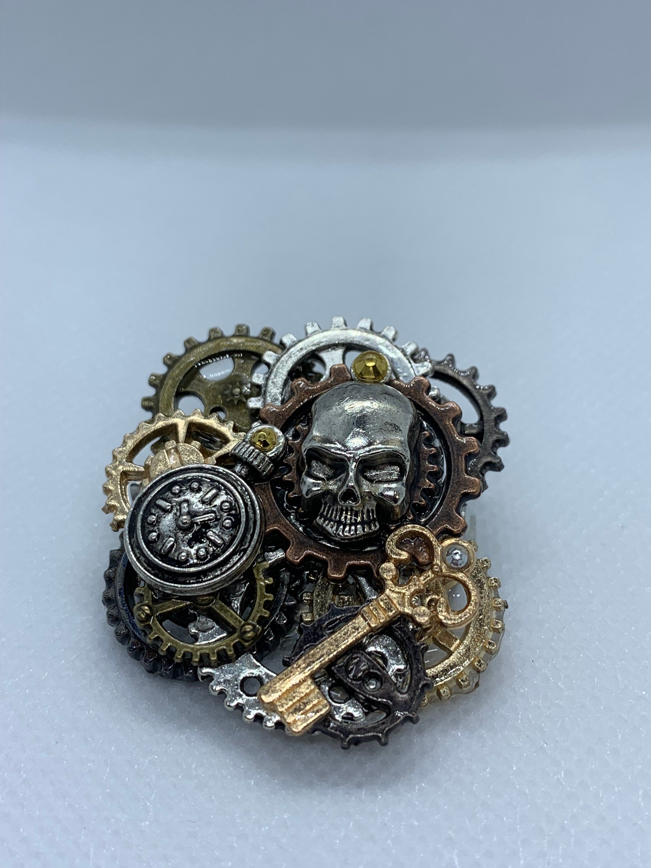 Steampunk Skull Pin/Lapel with clock and skeleton key