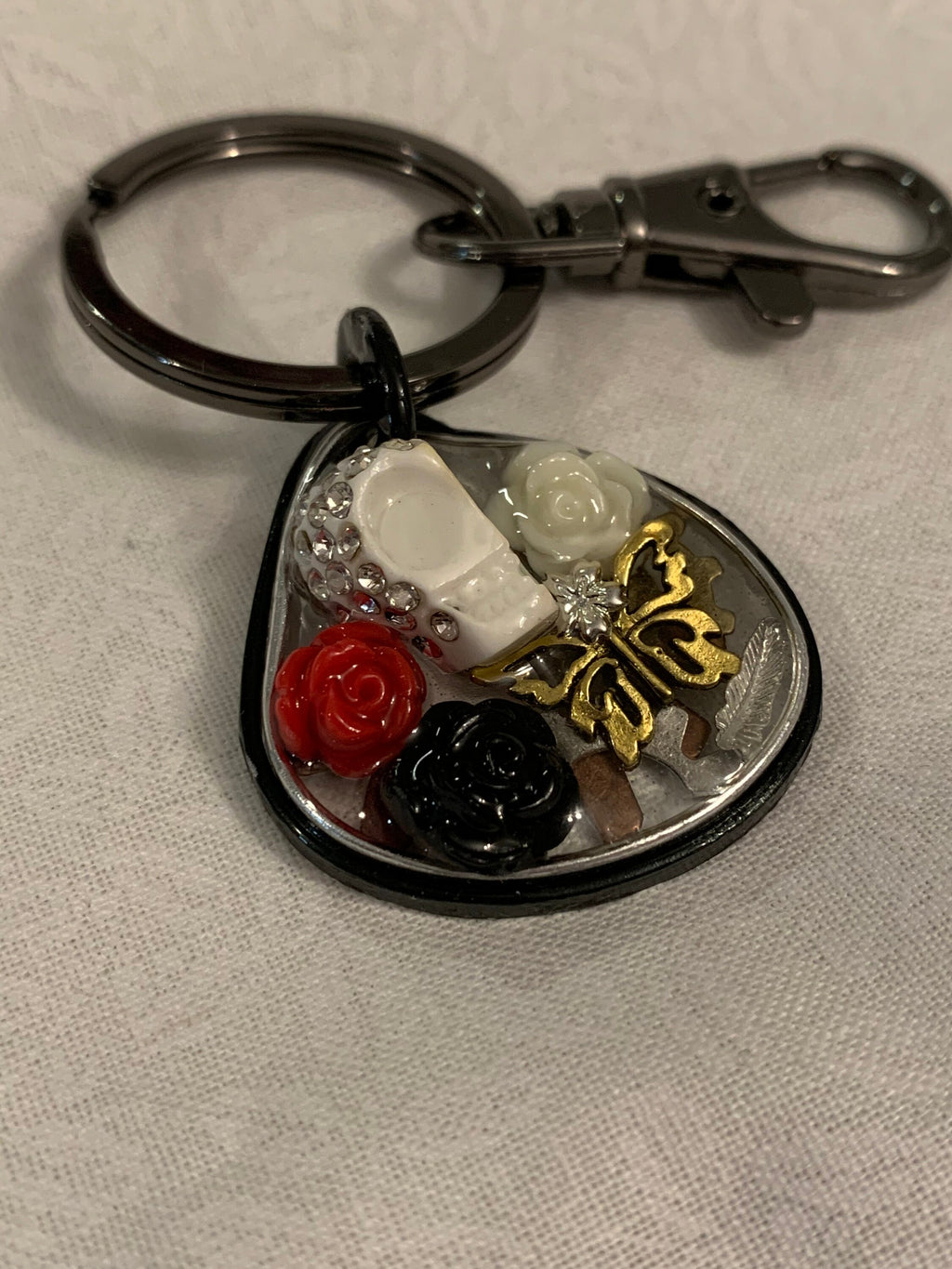 Skull and rose Keychain