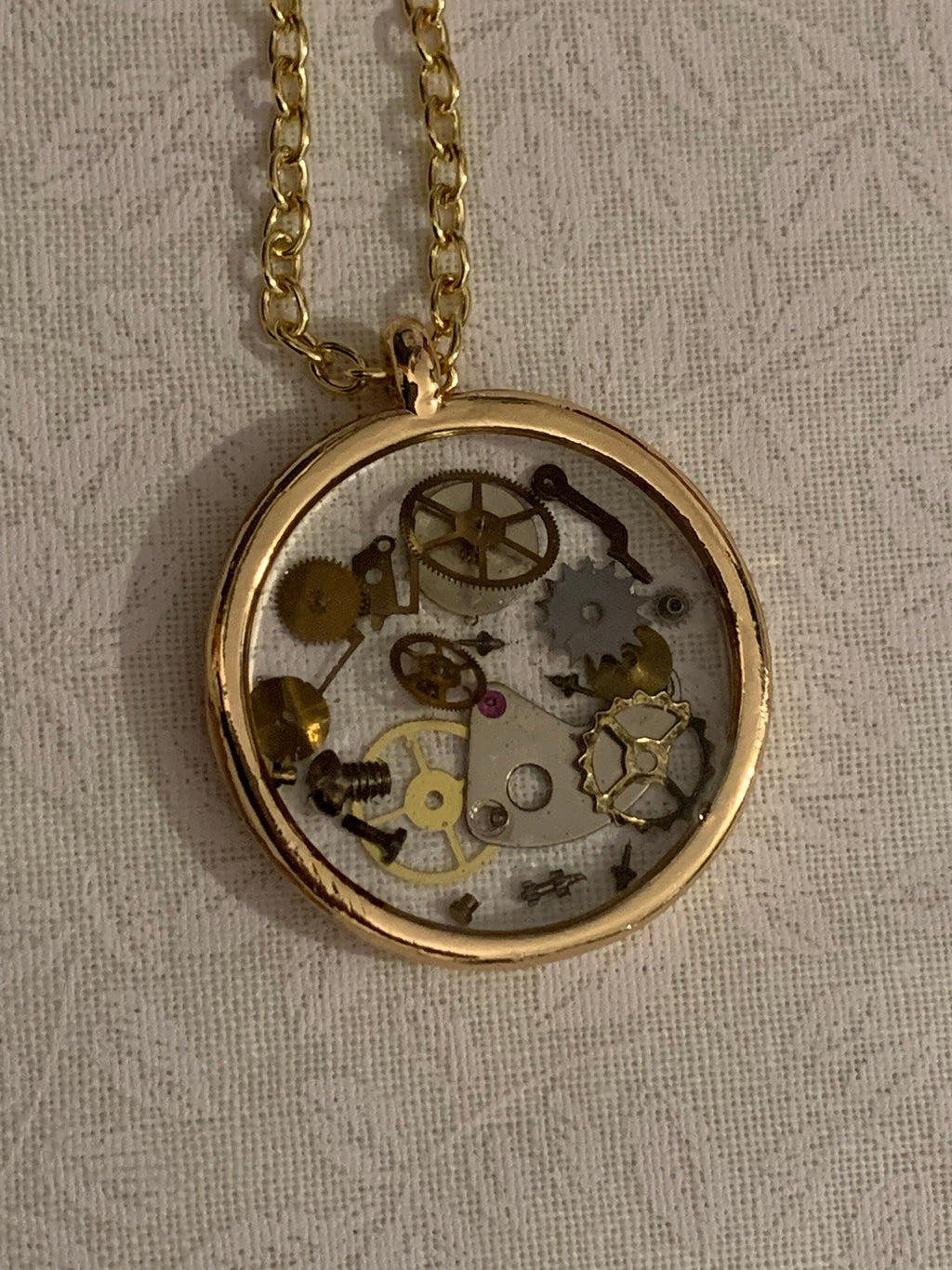 Steampunk Clear Round necklaces