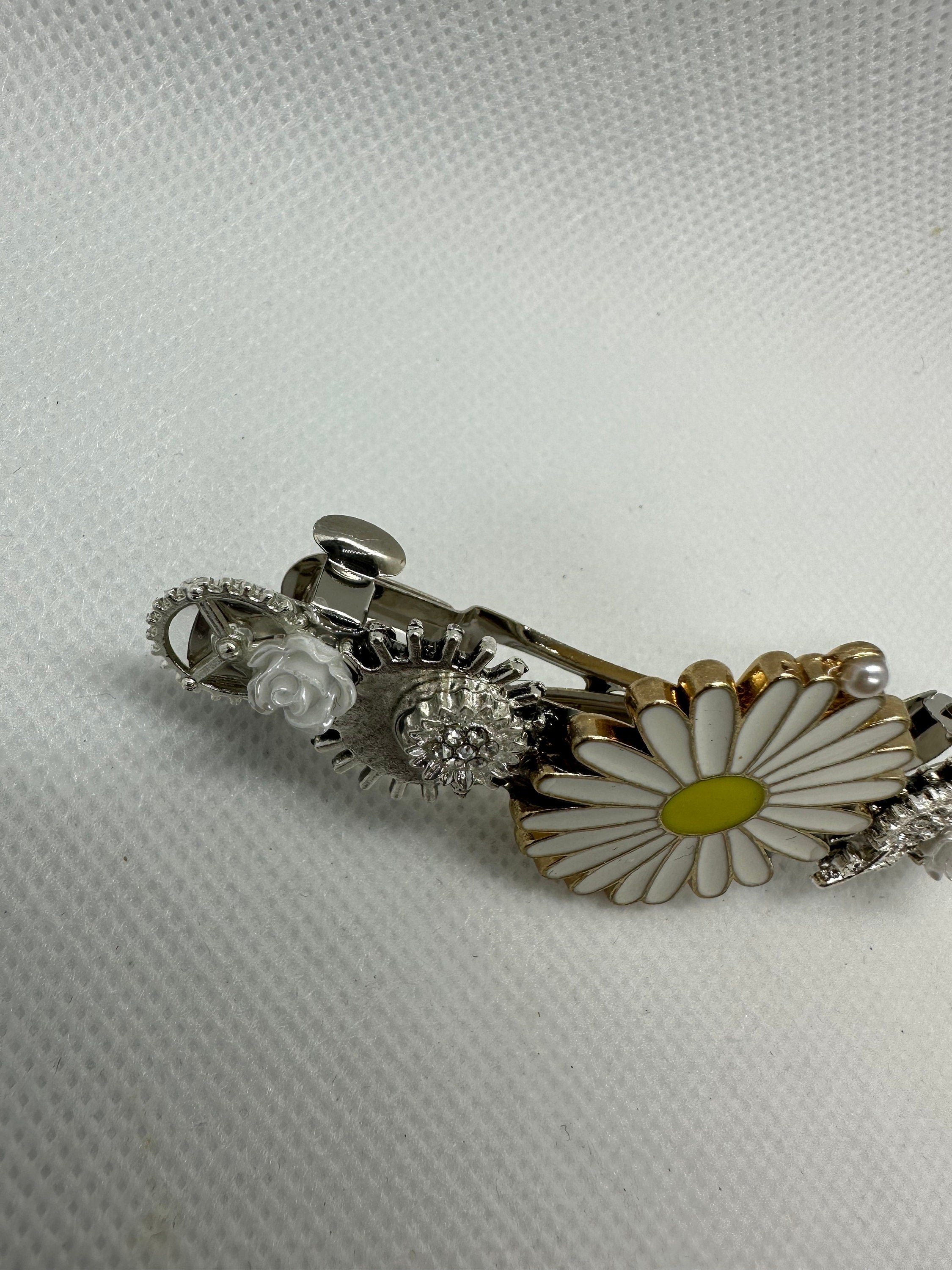 Metal Daisy Steampunk Hairclip