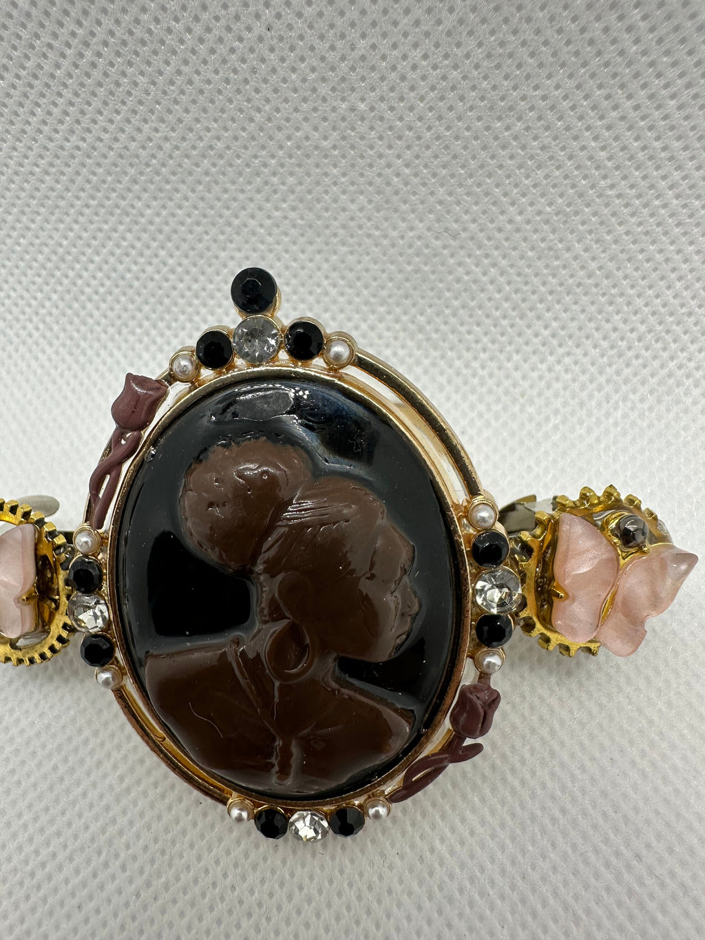 Steampunk African Lady cameo with Antique Look Hairclip