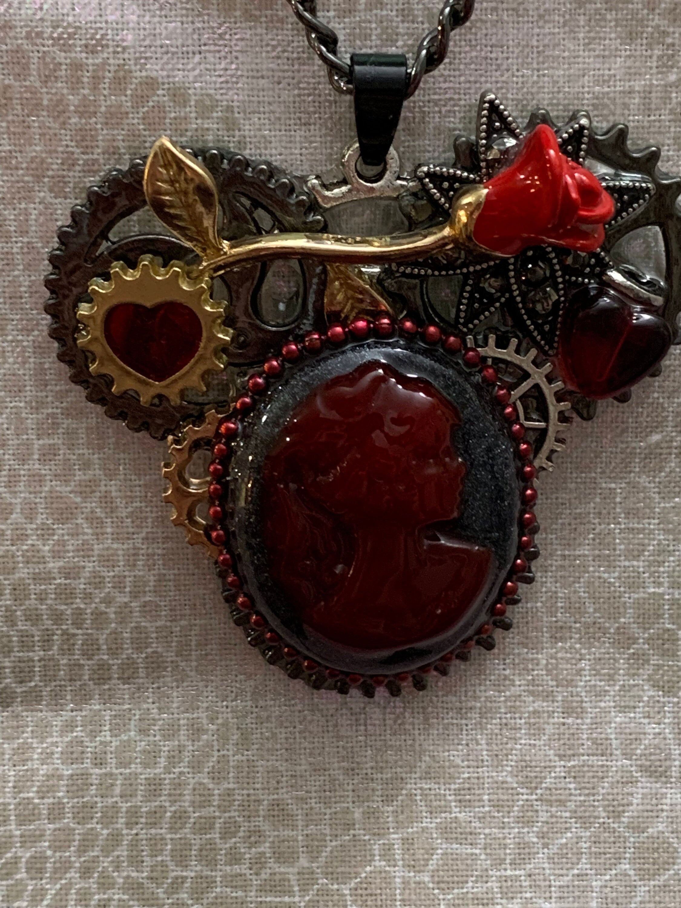 Lady Cameo Steampunk necklace Red and Black