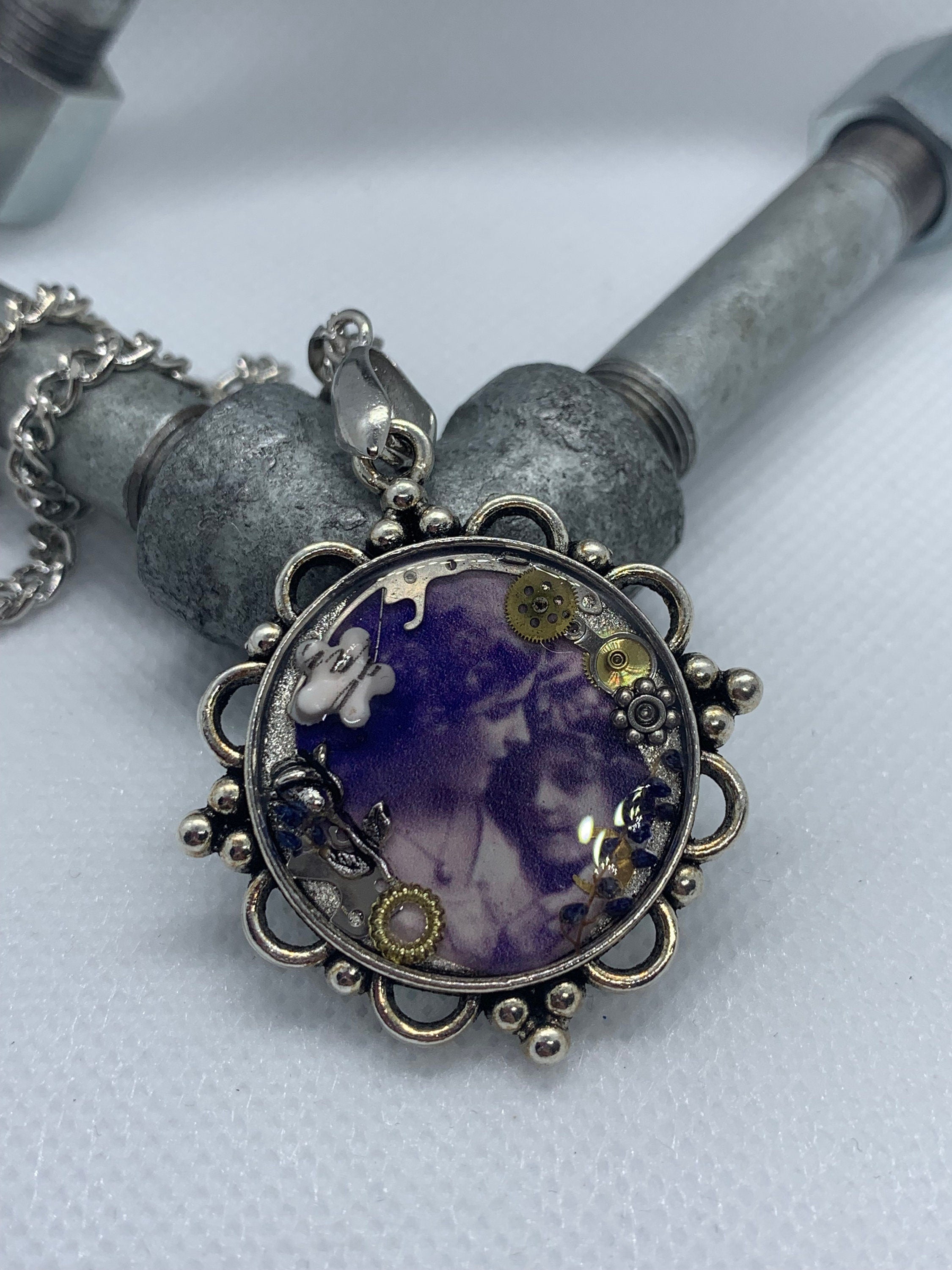 Round Silver Women and child Antique Steampunk Necklace