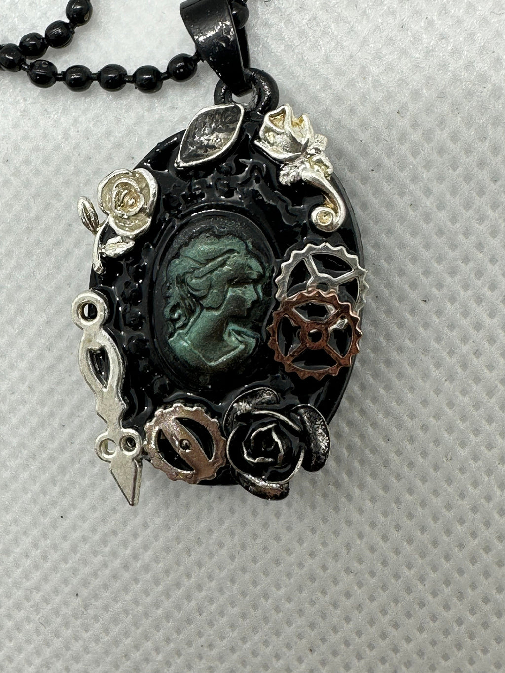 Steampunk Black and Green Lady Cameo