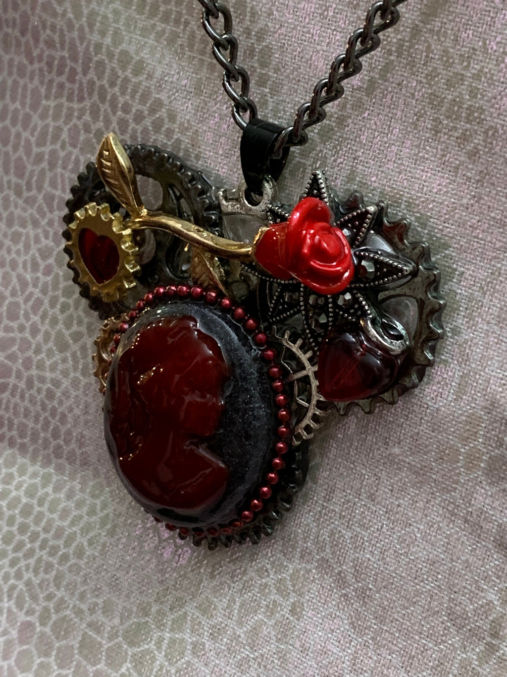Lady Cameo Steampunk necklace Red and Black