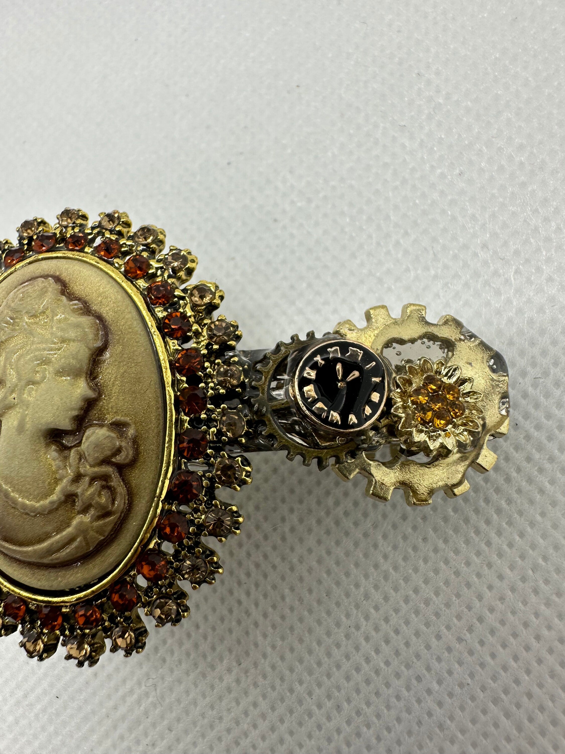 Lady Cameo Antique Steampunk Hairclip