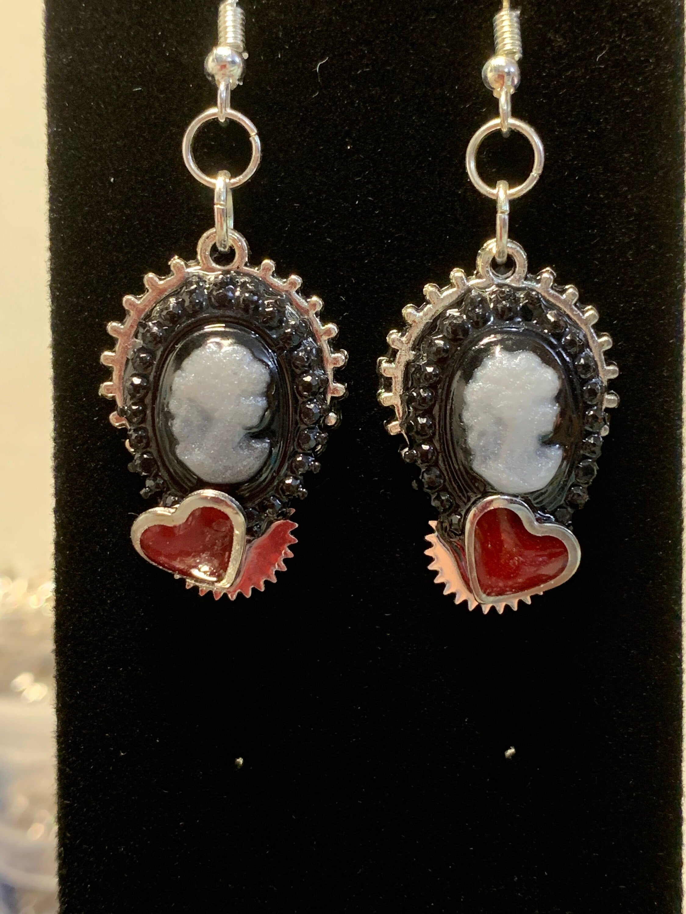 Steampunk Lady Cameo Earrings and Necklace Set Black