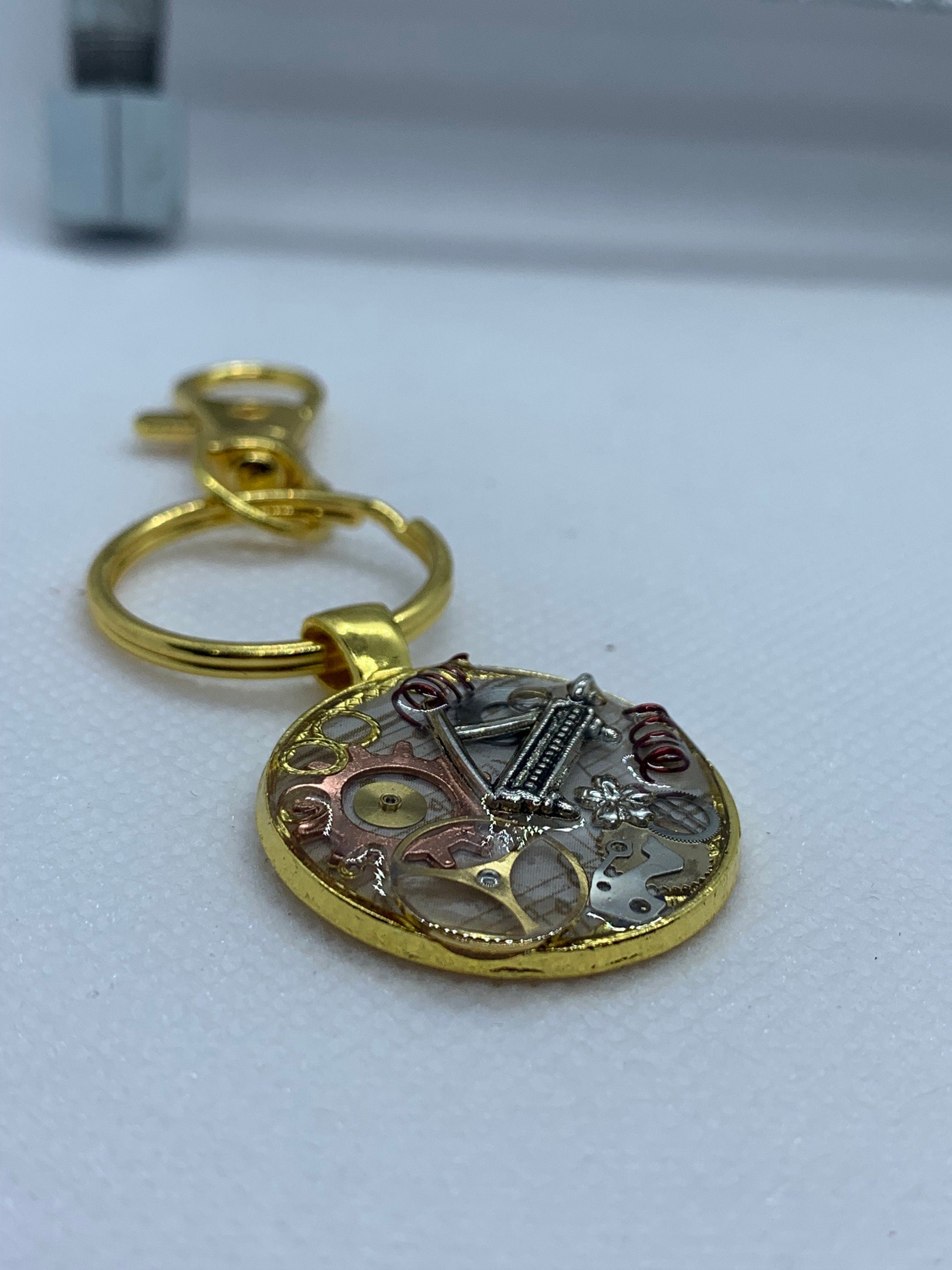 Gold Round Steampunk Piano Keychain