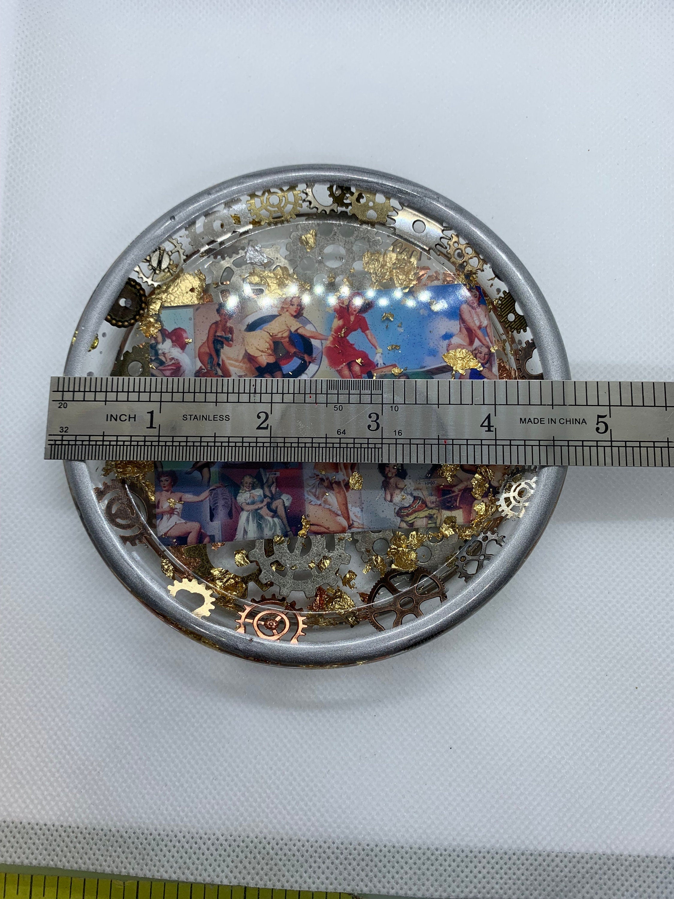 Pin up Girl Steampunk Round Tray