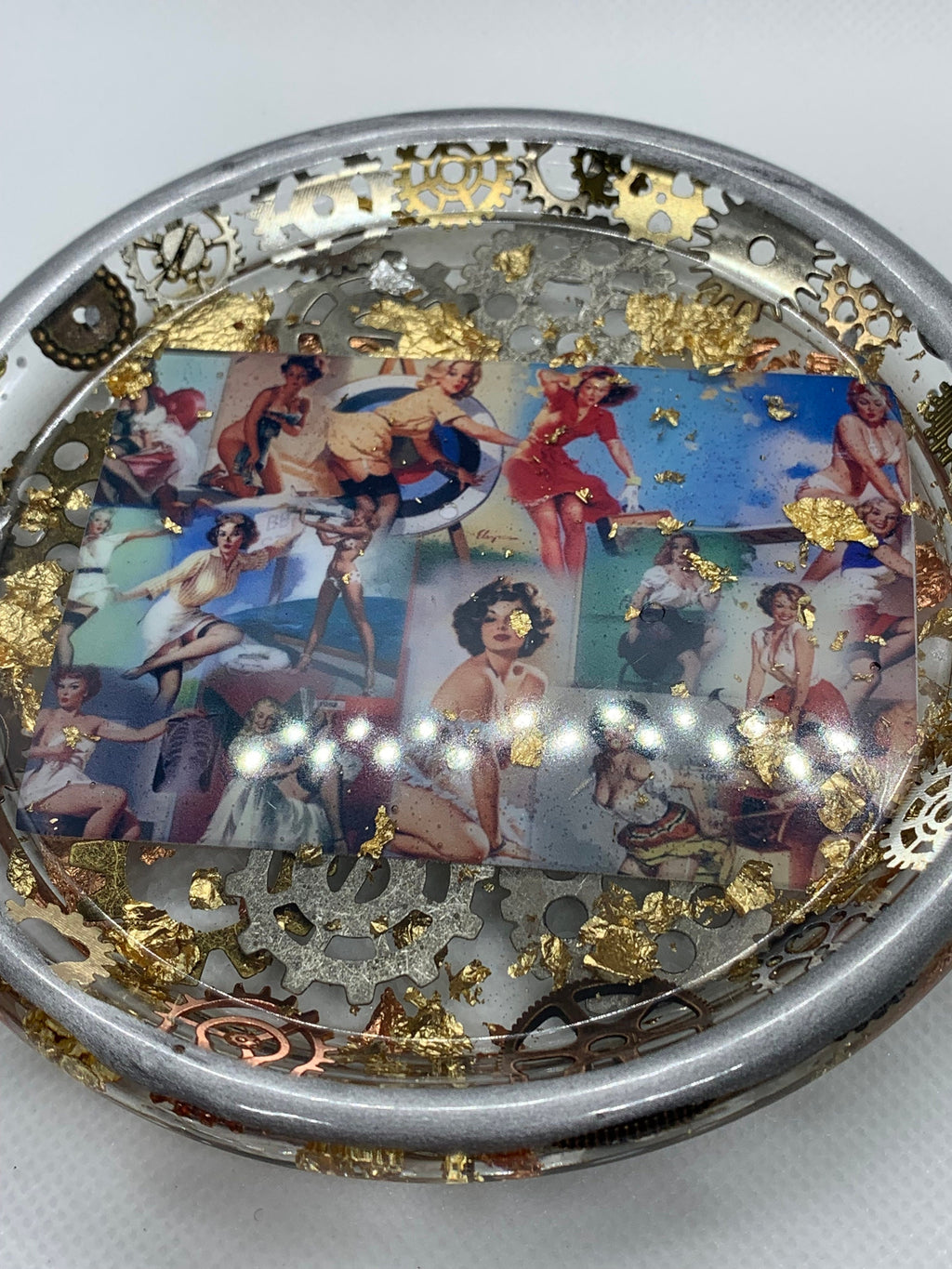 Pin up Girl Steampunk Round Tray