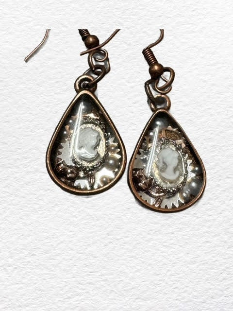 Lady Cameo Copper Tear Drop Earrings