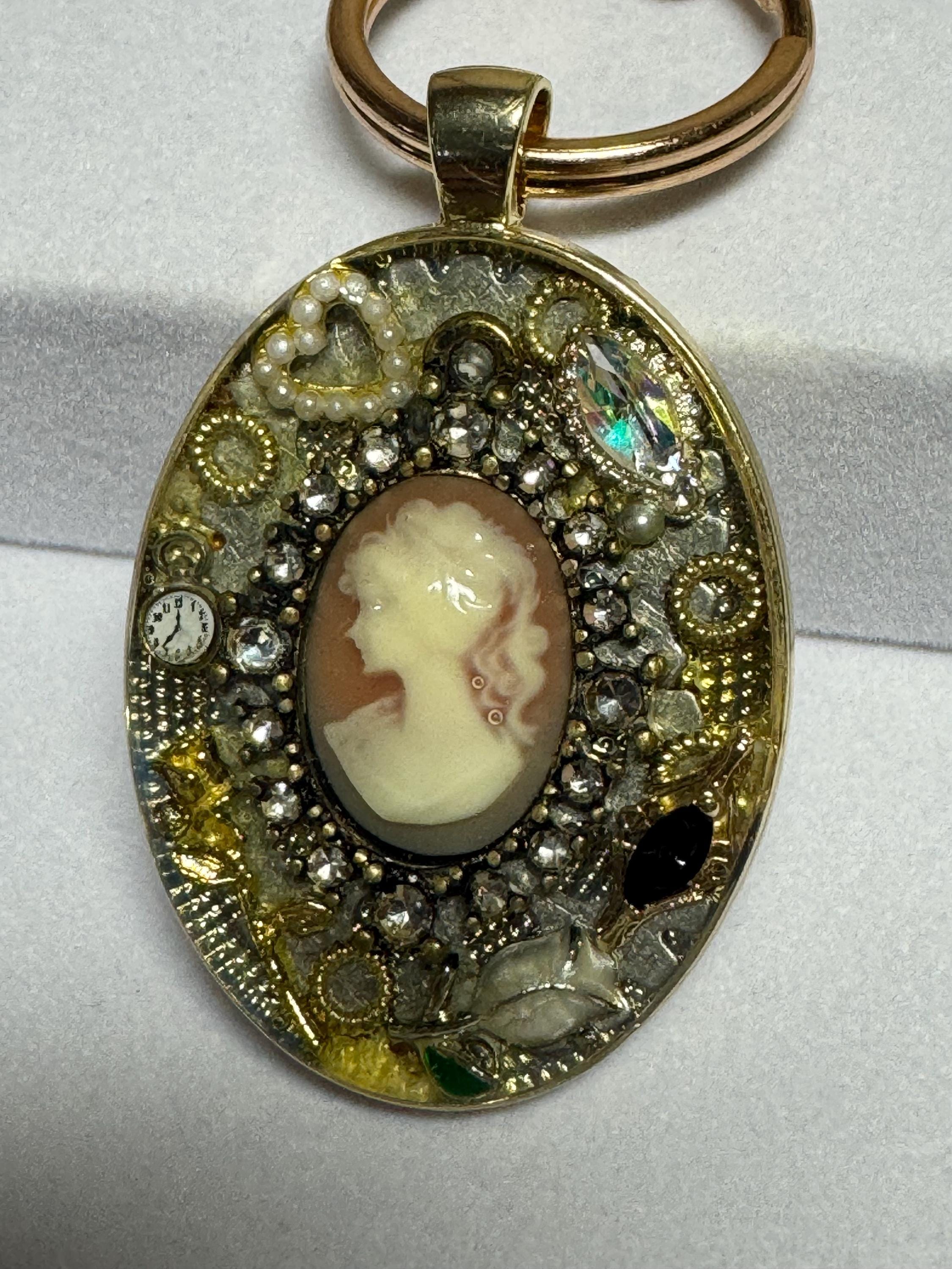 Lady Cameo Oval Keychain
