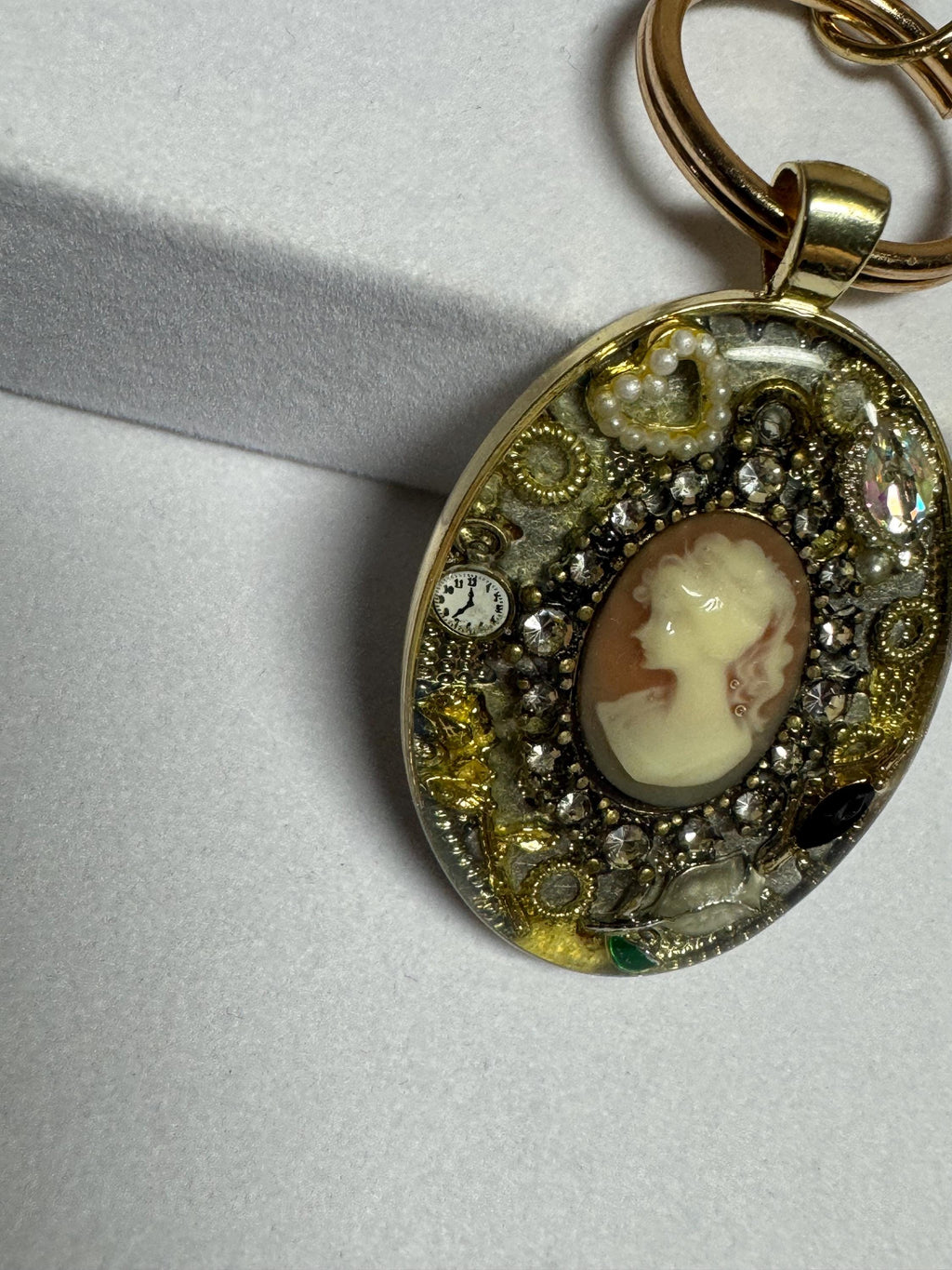 Lady Cameo Oval Keychain