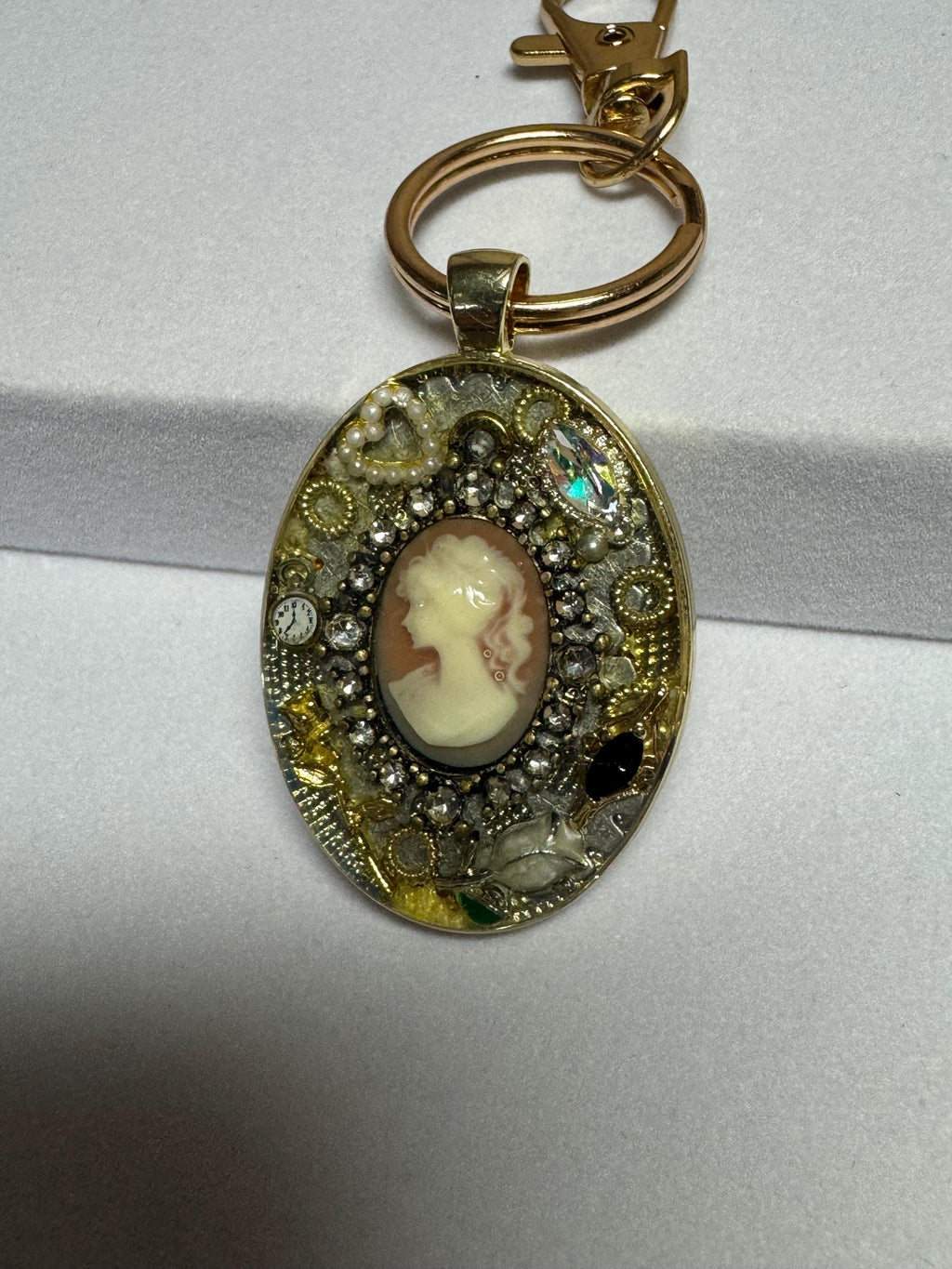 Lady Cameo Oval Keychain