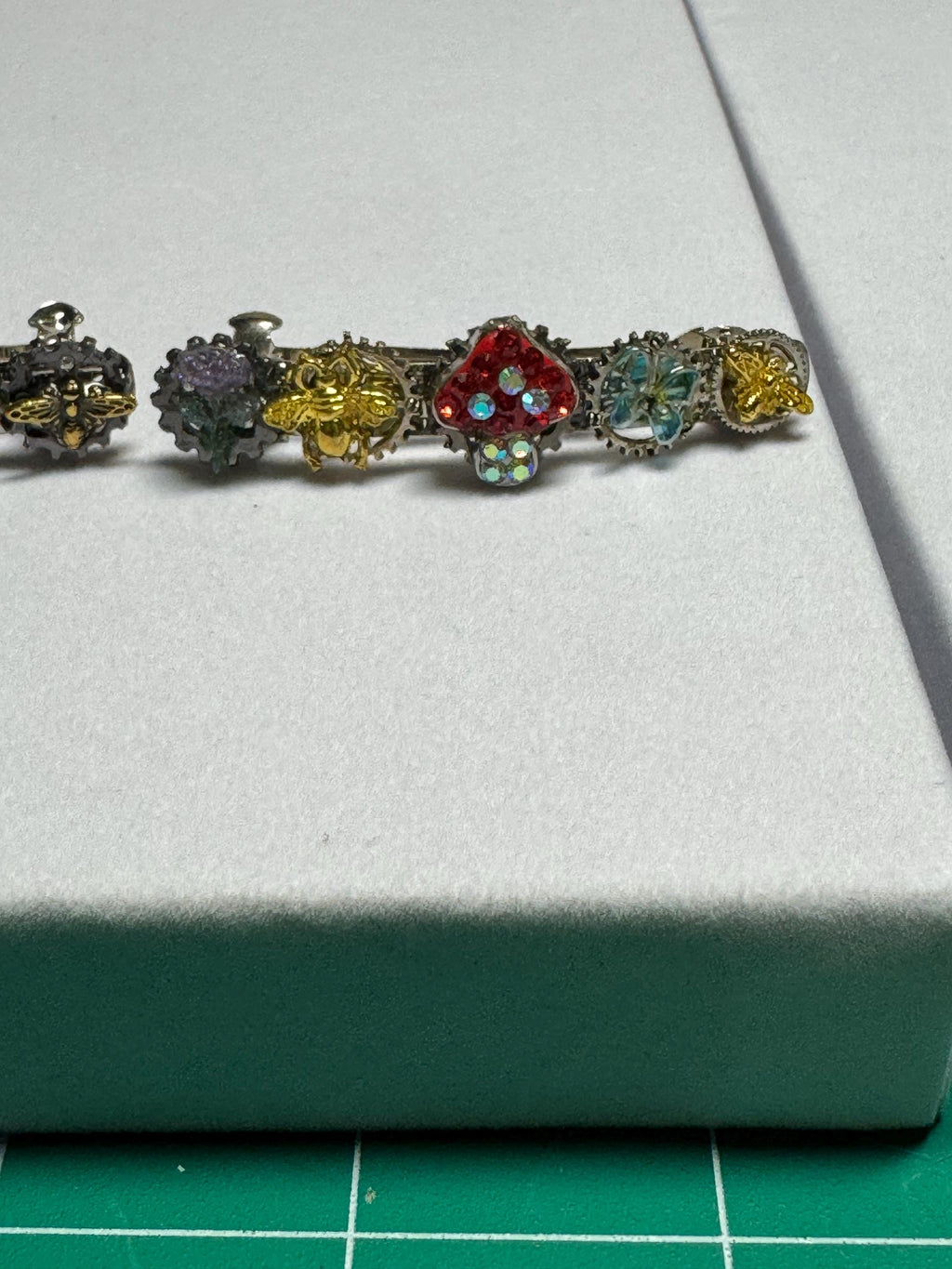 Rhinestone Mushroom Barrette Set