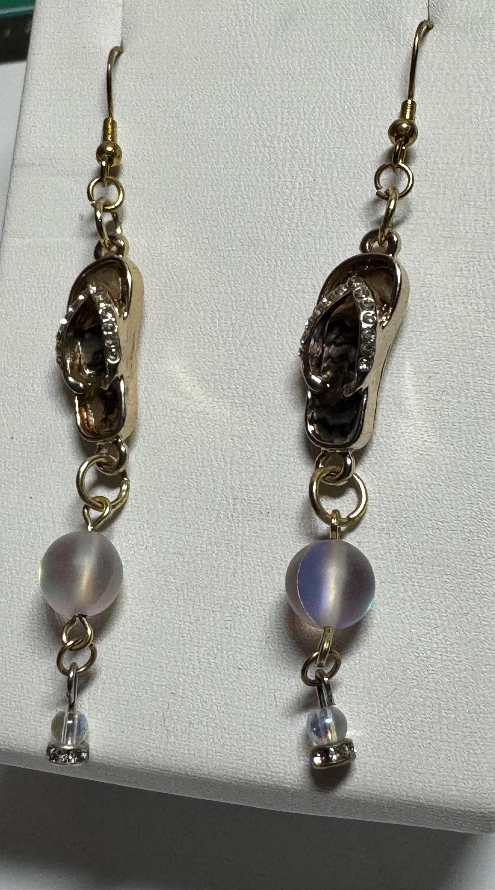 Beachy Dangle Sandle earrings with beads