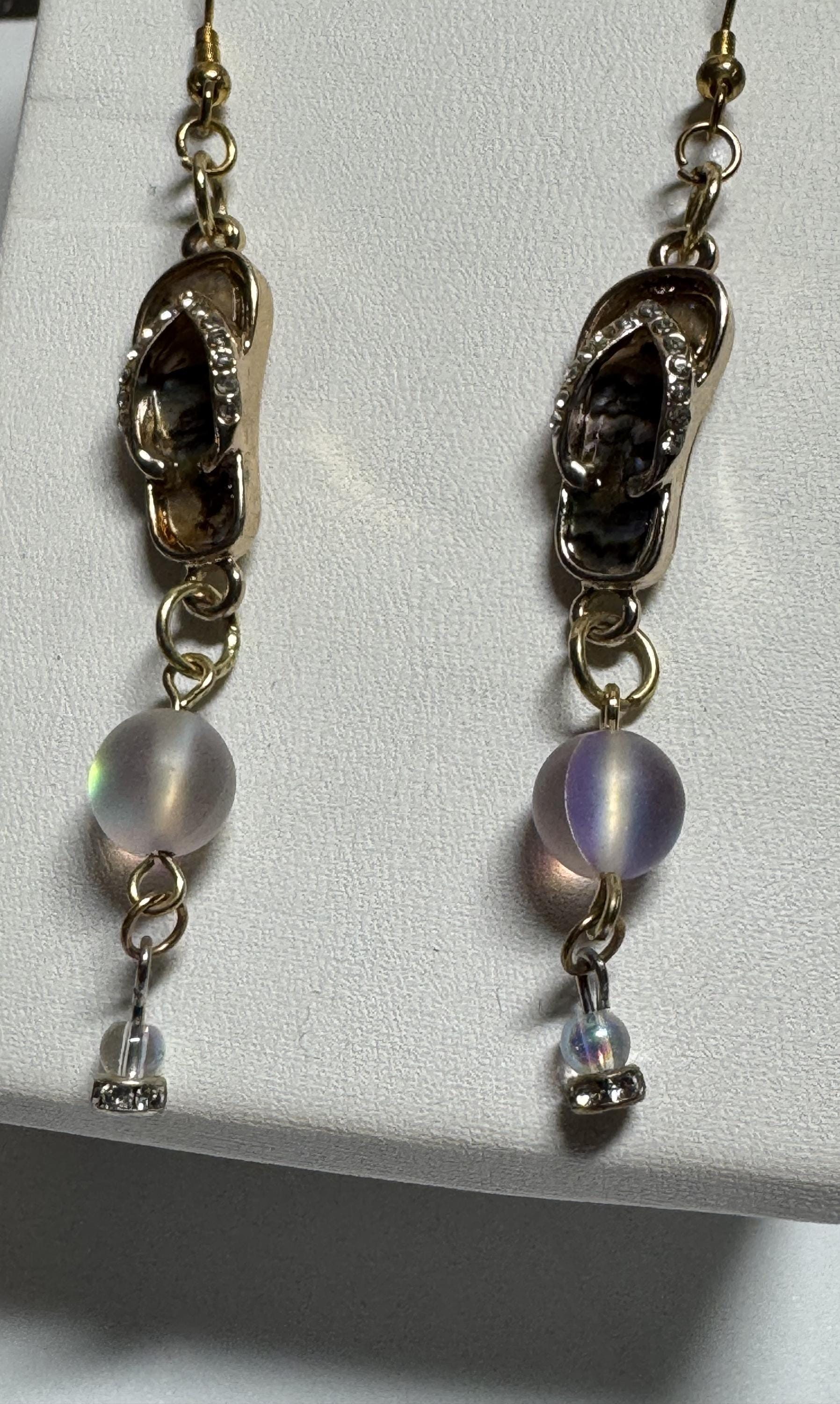 Beachy Dangle Sandle earrings with beads