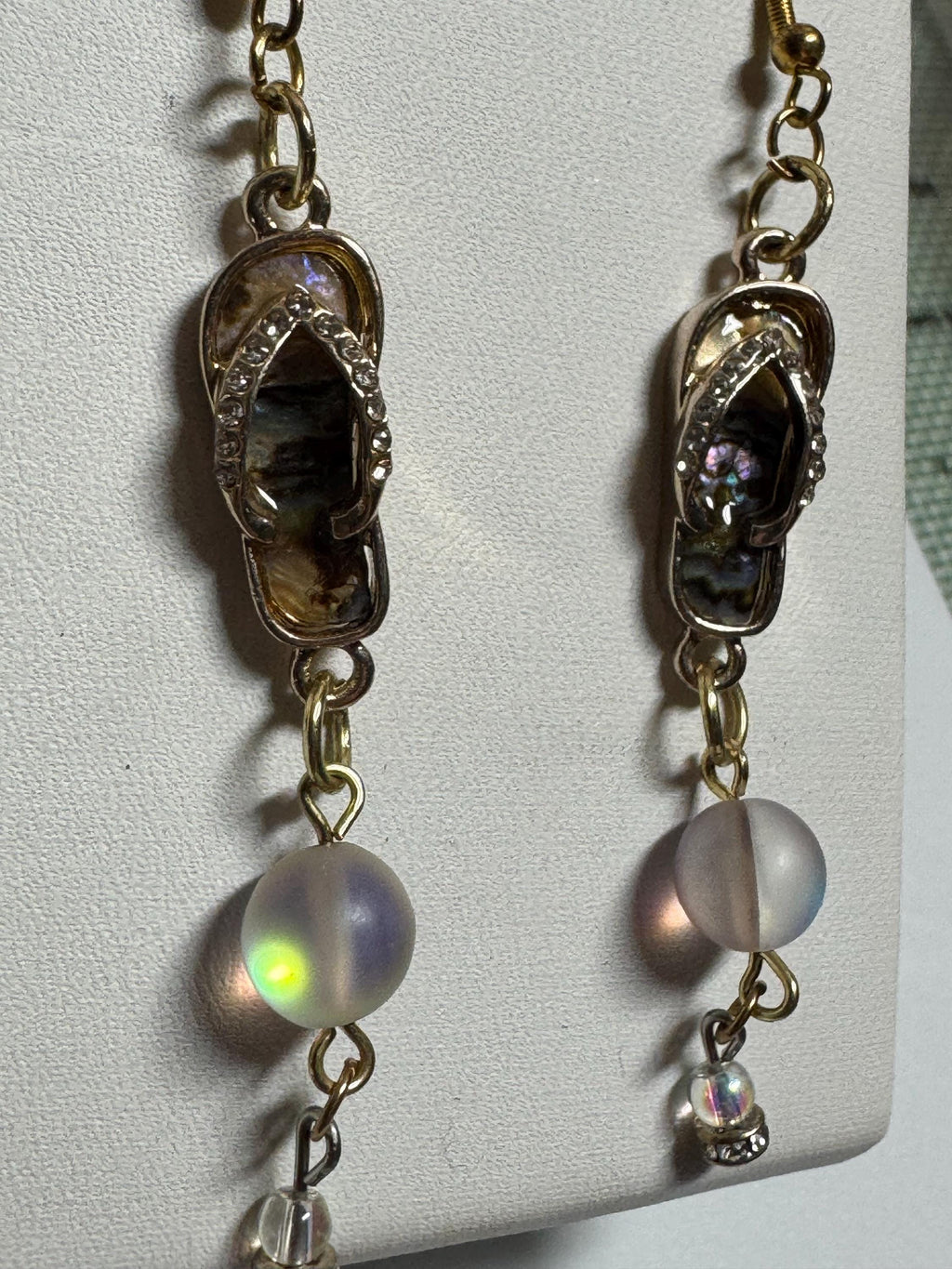 Beachy Dangle Sandle earrings with beads