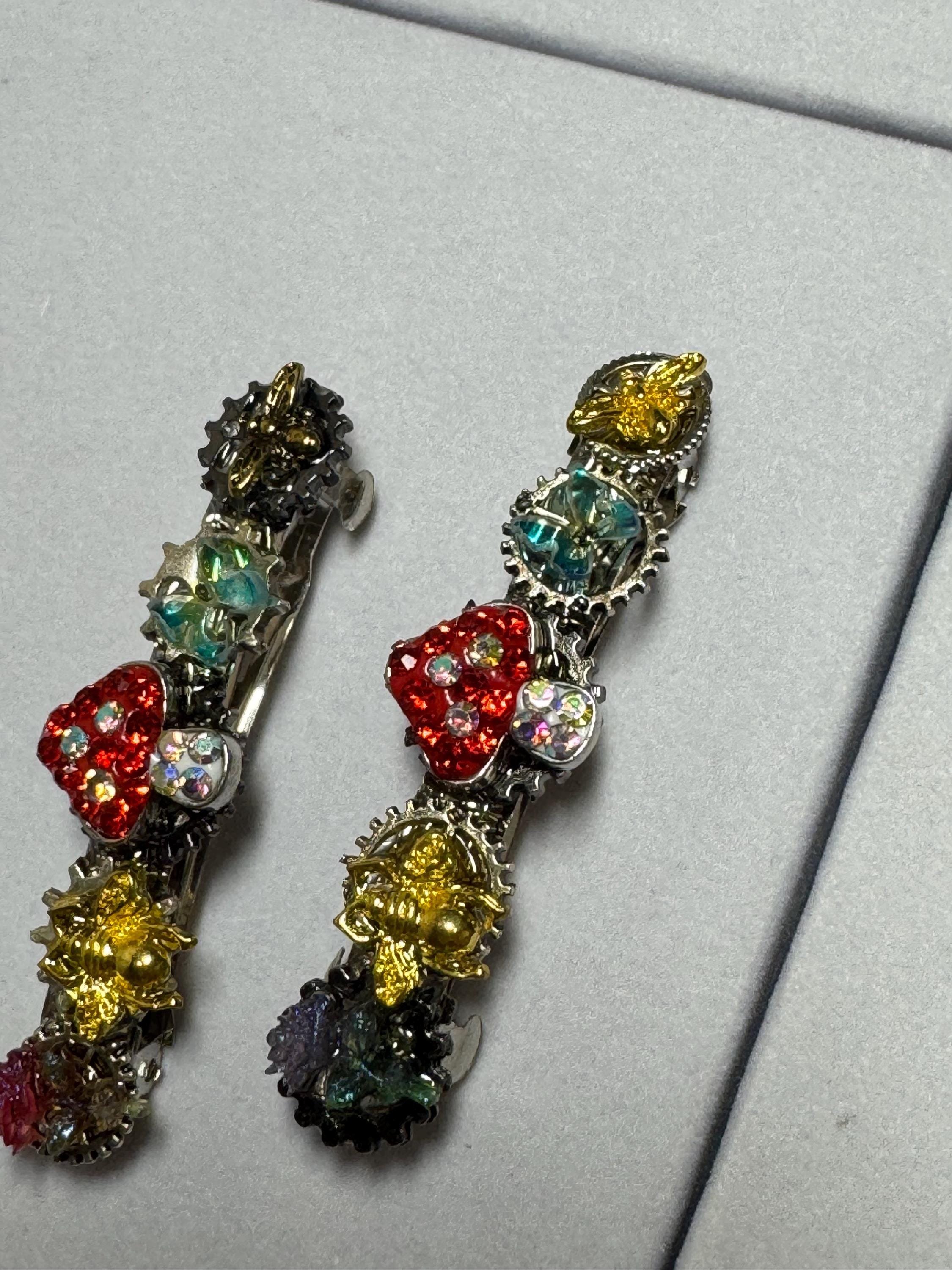 Rhinestone Mushroom Barrette Set