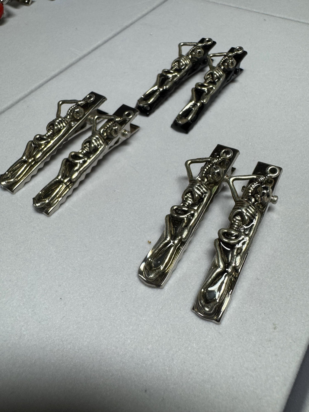 Pair of Small Skeleton Hair Clips Barrettes