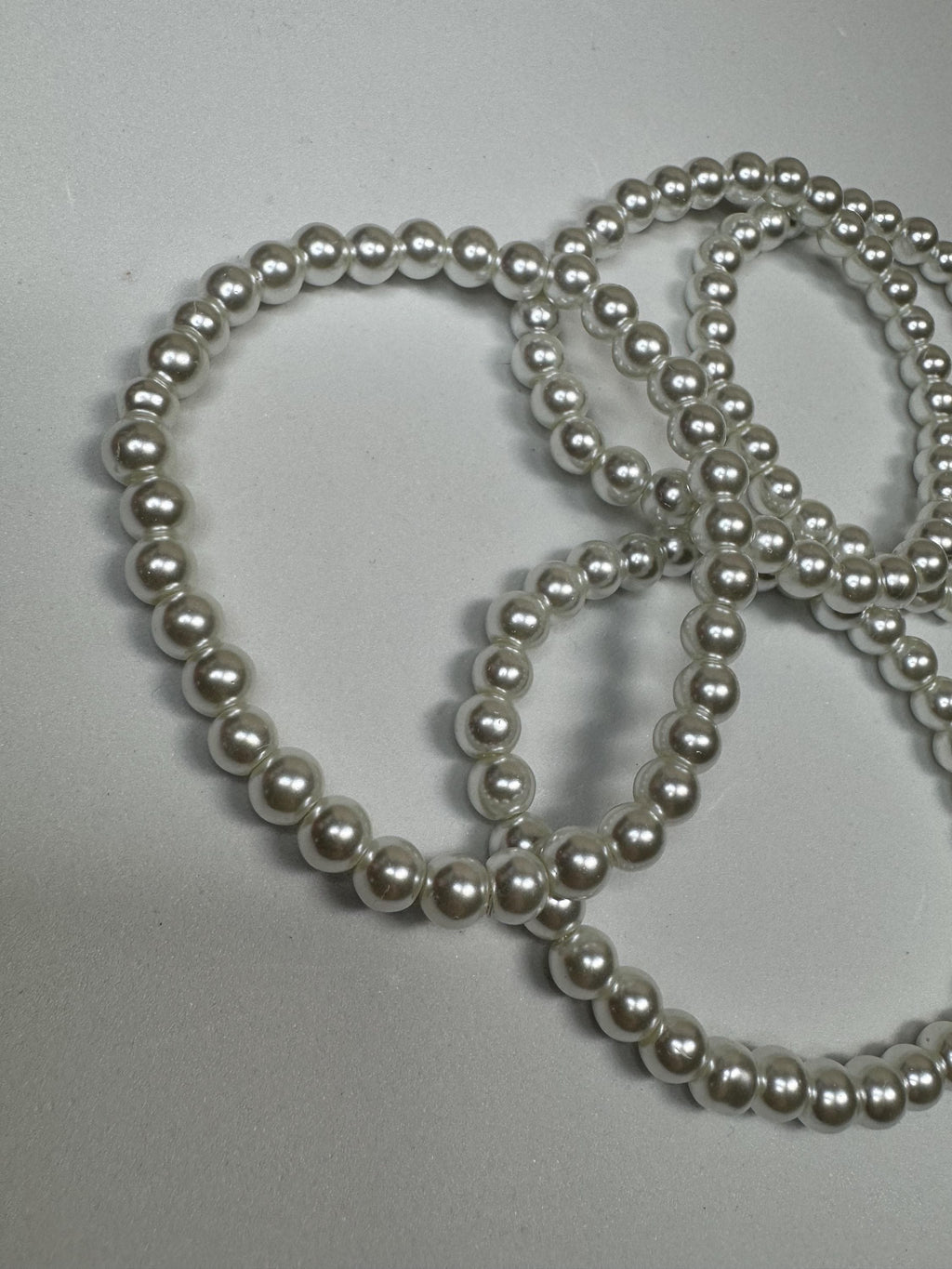 White Fo Pearly Beaded Stretchy Bracelets
