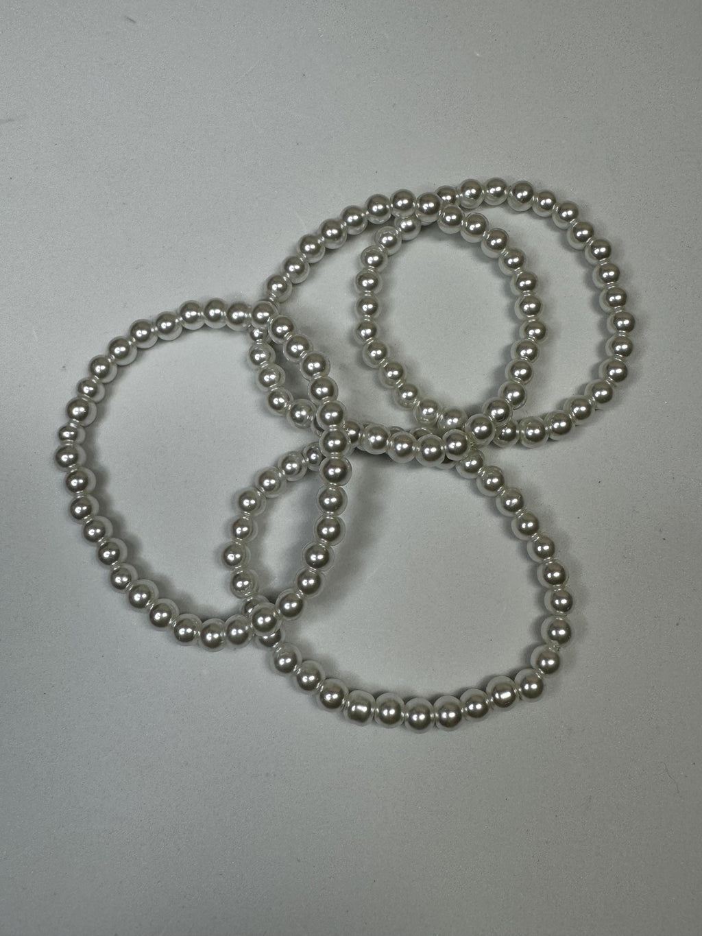 White Fo Pearly Beaded Stretchy Bracelets