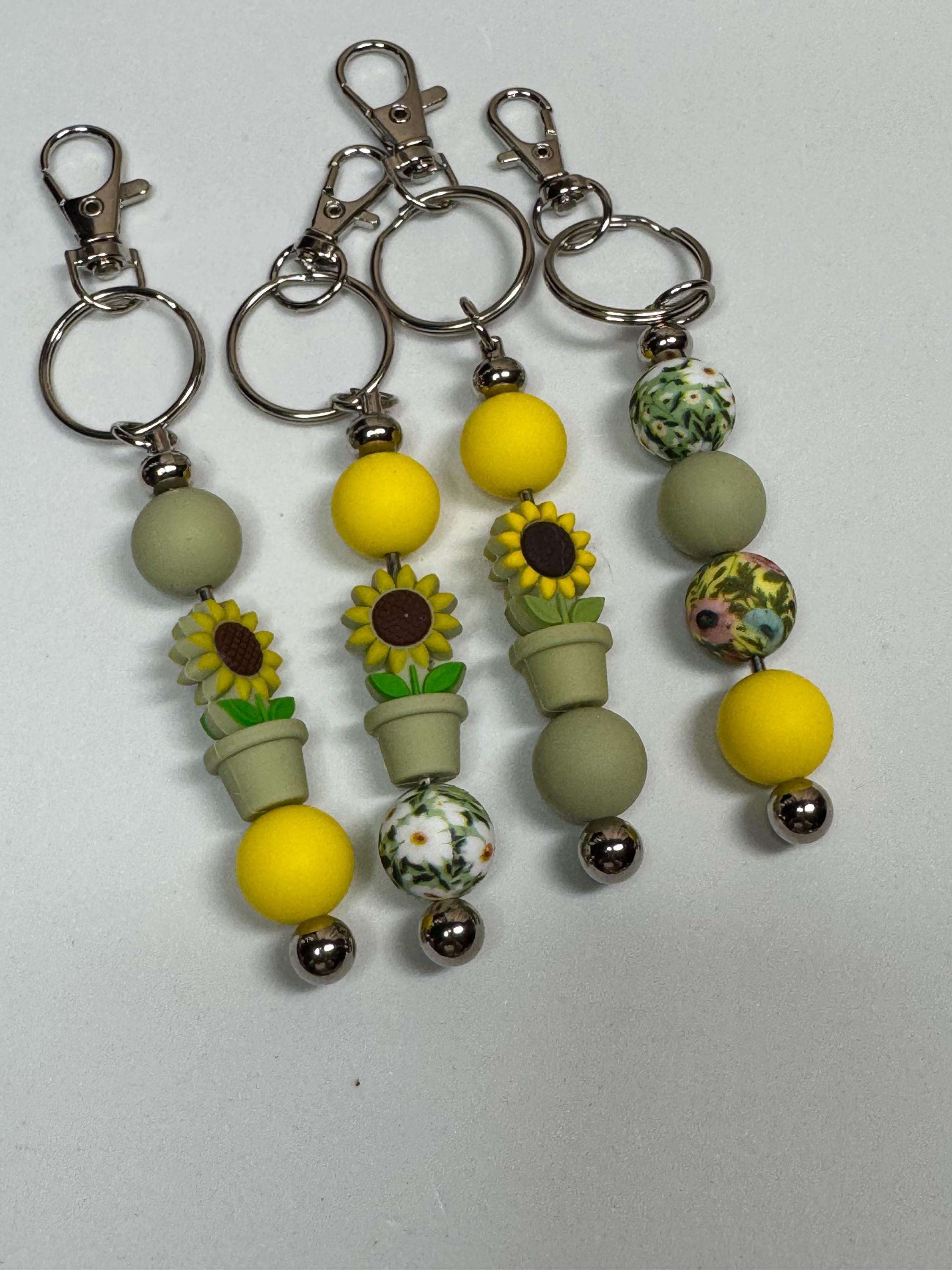 Sunflower and or Giraffe Keychains