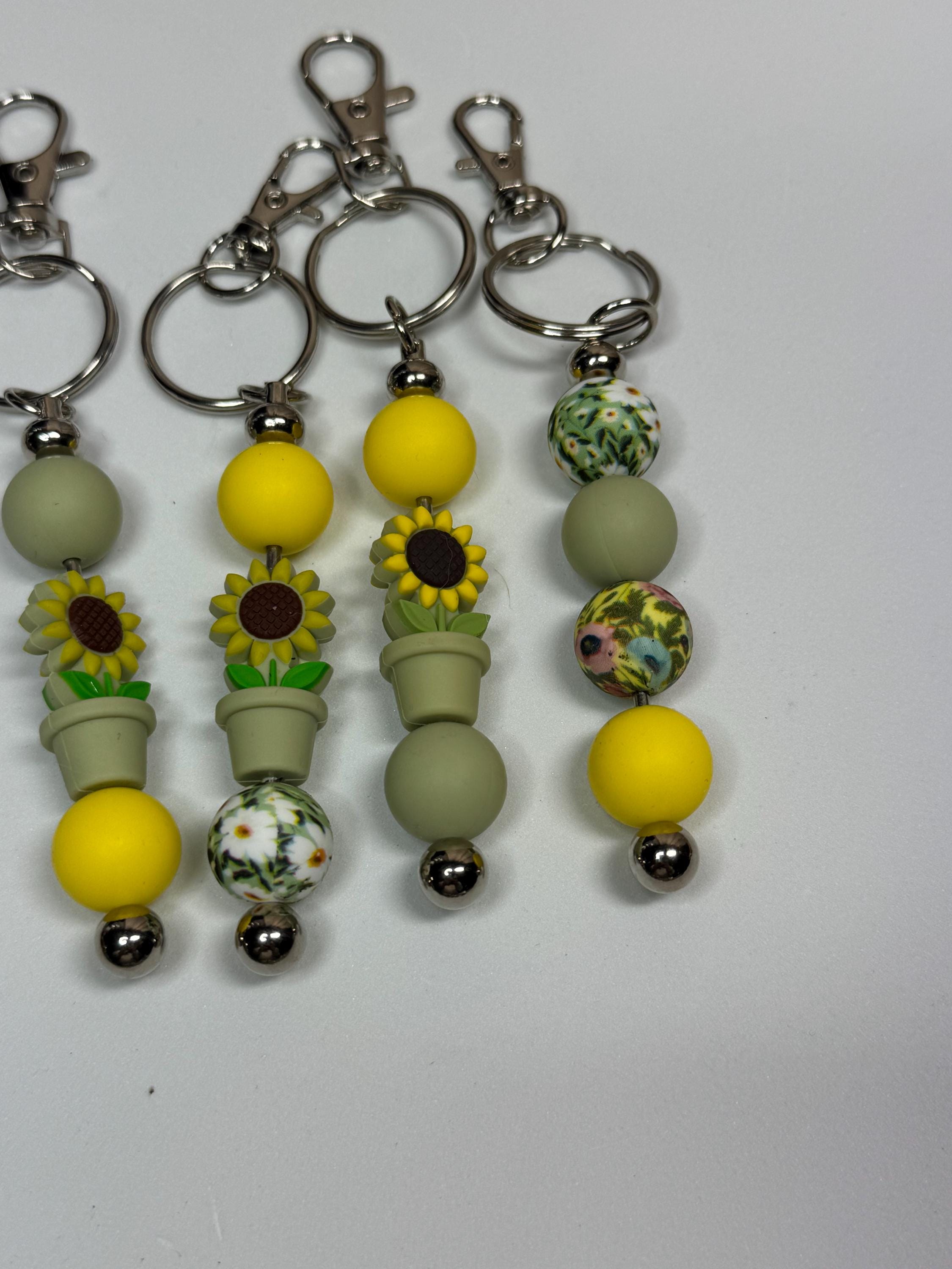 Sunflower and or Giraffe Keychains